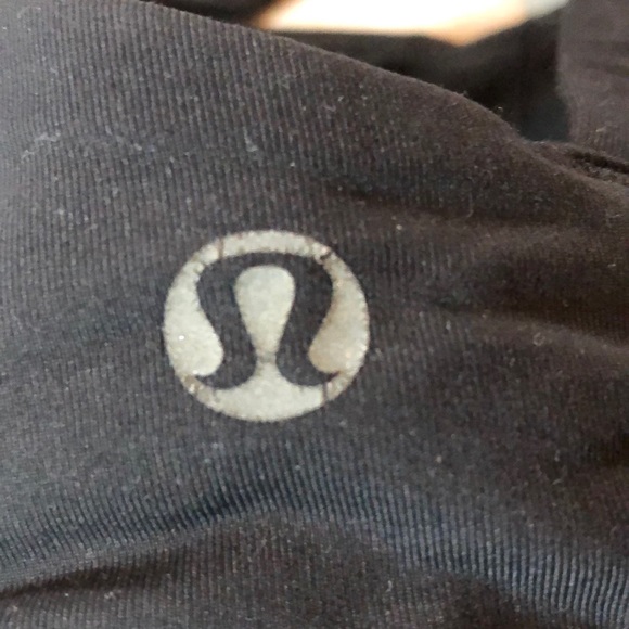 Lululemon black sports bra!! - Picture 3 of 3